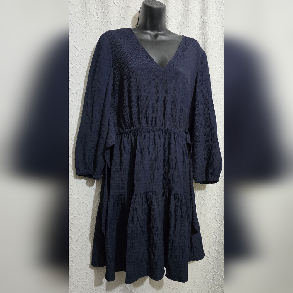 Tommy Hilfiger Navy Tiered Dress - Size 10 - Women's Dresses 3/4 Sleeve V-Neck